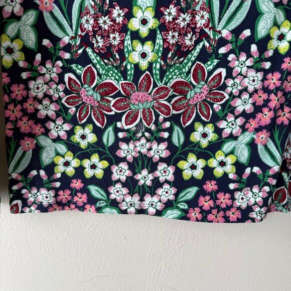 Talbots Tee Size S/P Blue floral - Picture 4 of 9